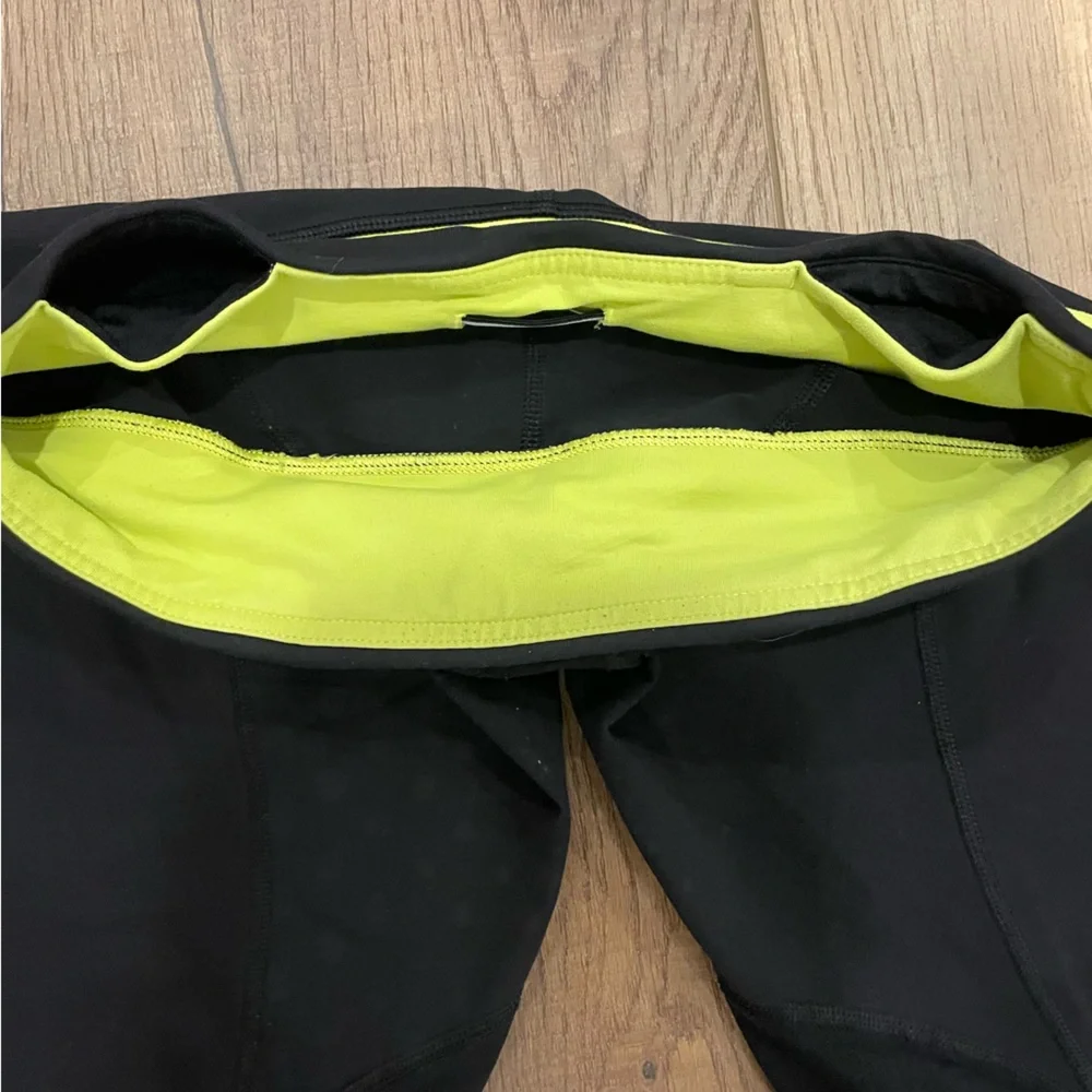 Lululemon Athletica Run Inspire Crop II
